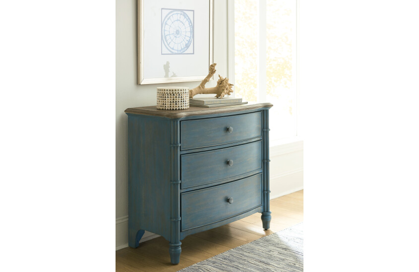 SUNDOWN ACCENT CHEST BLUE Room 1