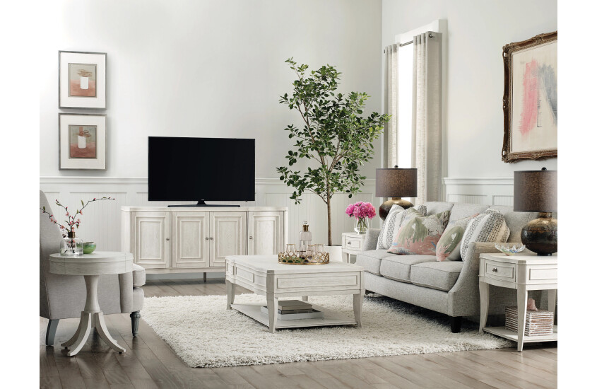 ANGELINE ENTERTAINMENT CONSOLE Room 2