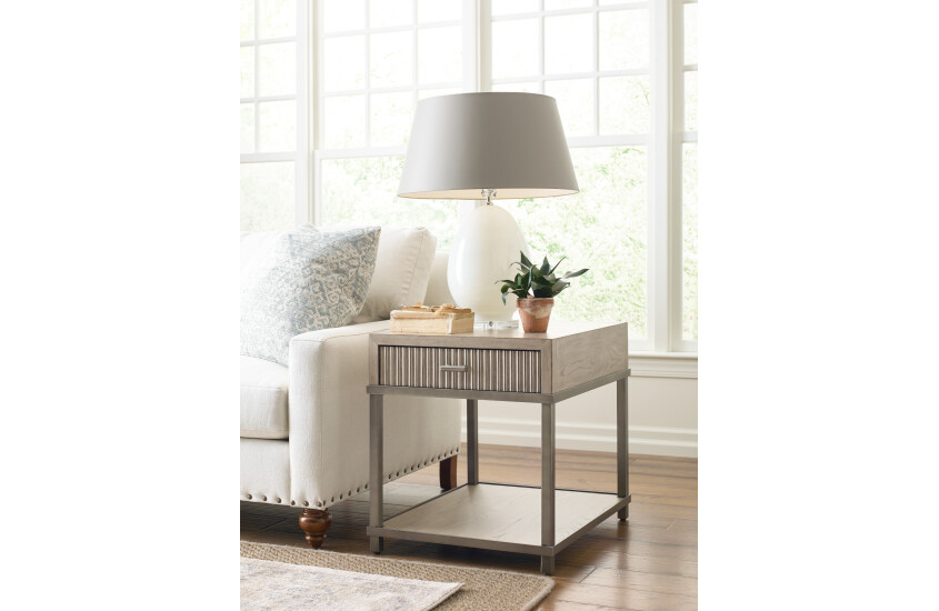 BAILEY END TABLE Room 1